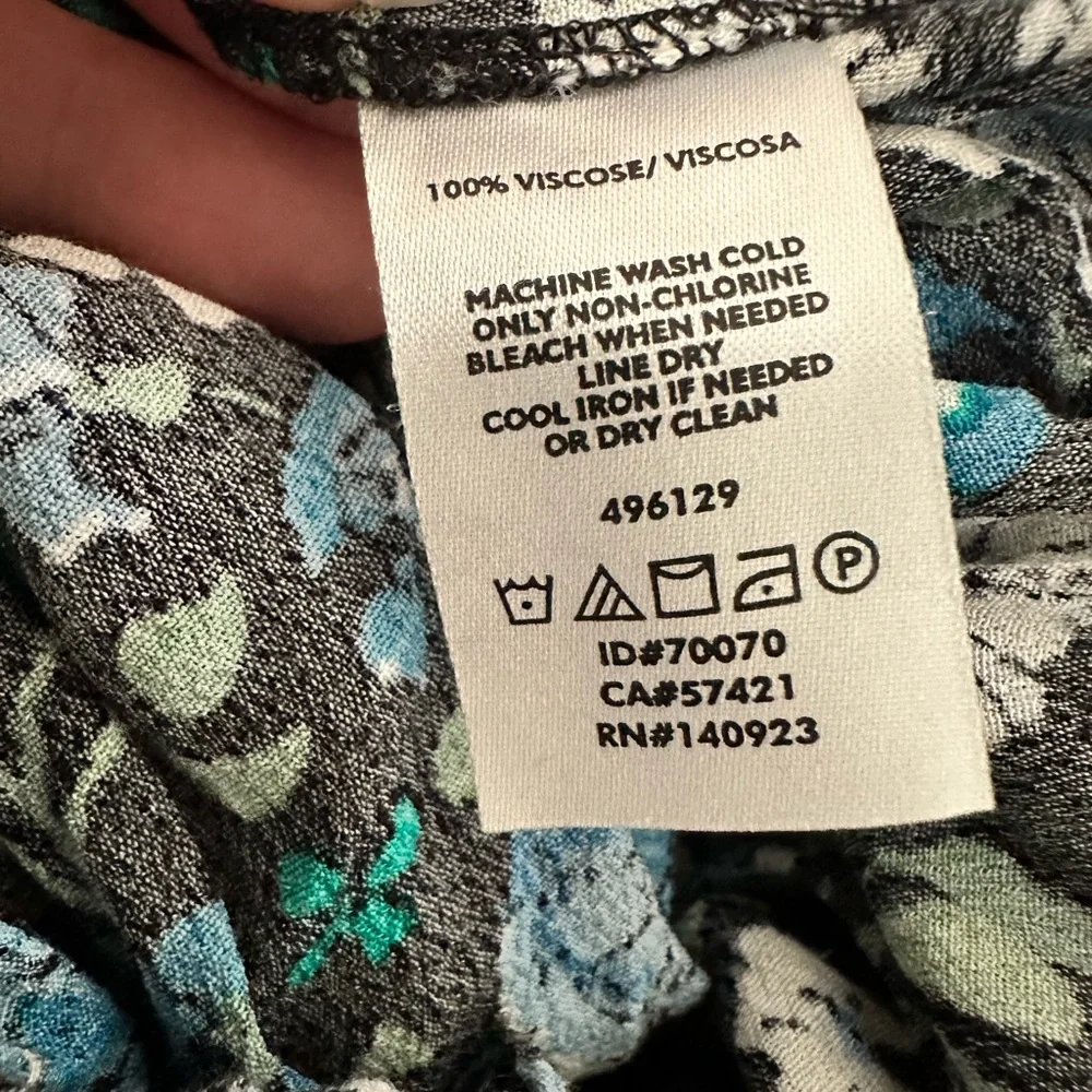 LOFT Blue Black Floral Flowers Print Wide Leg Sleeveless Jumpsuit Pockets - Picture 6 of 6